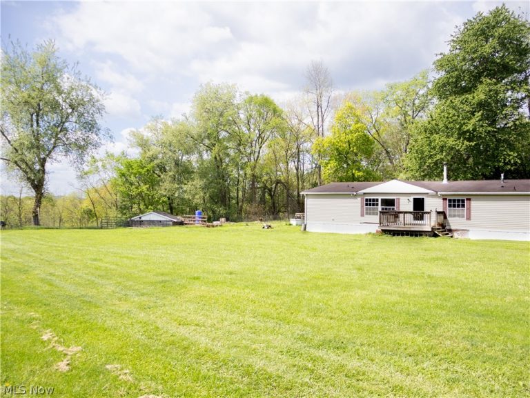 1170 Dillworth Road, East Liverpool, OH - Photo 2