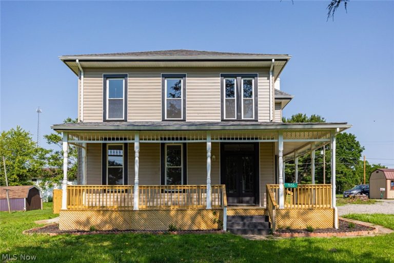 7855 East Street, Adamsville, OH, 43802