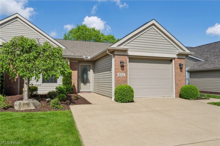 2111 Lakefield Drive, Huron, OH, 44839