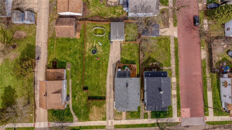 167 Russell Avenue, Akron, OH - Photo 8
