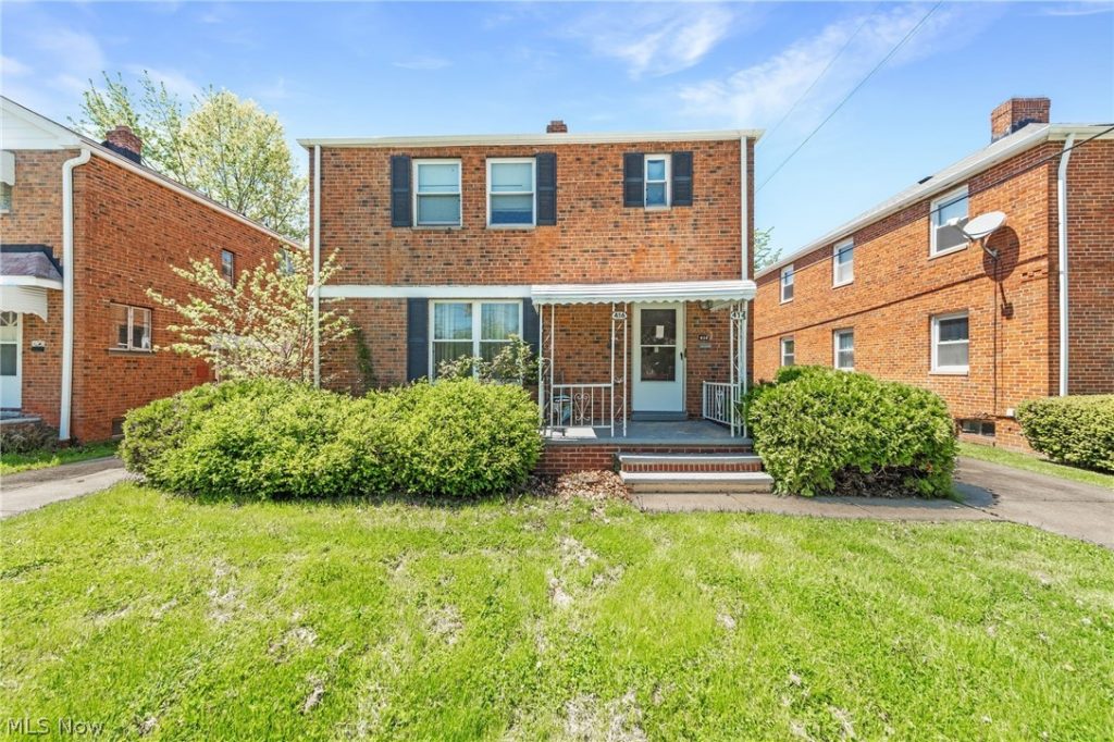 414 222nd Street, Euclid, OH