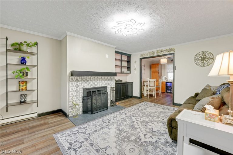 13 Meadowlawn Drive #2, Mentor, OH - Photo 2