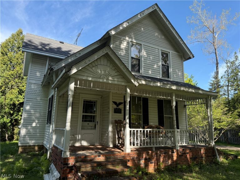 2840 Dover Center Road, Westlake, OH - Photo 2