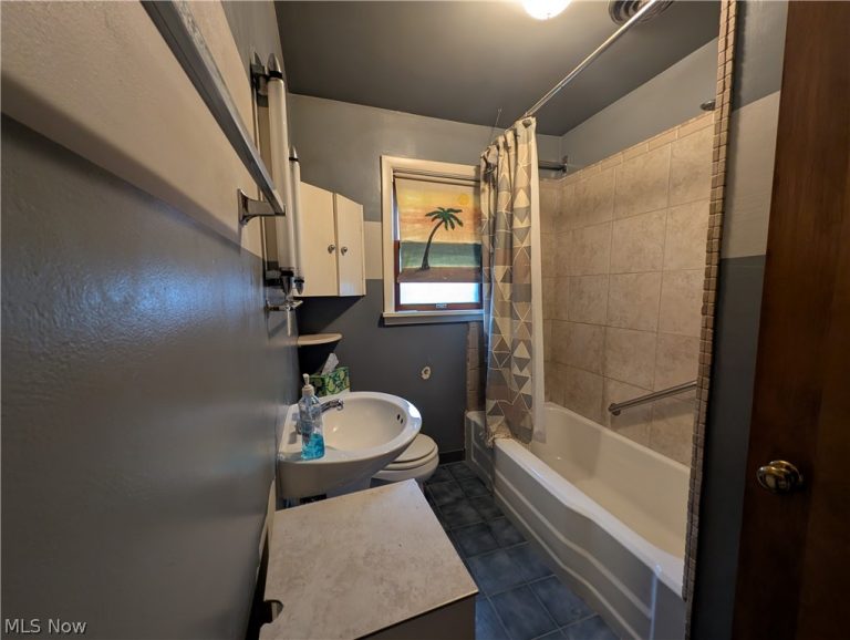 433 Allenford Street, Akron, OH - Photo 8