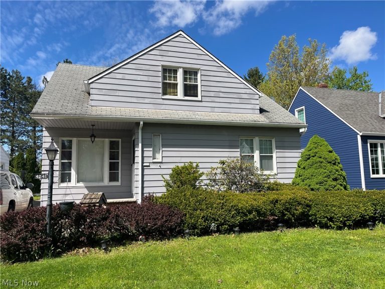 4241 Bexley Boulevard, South Euclid, OH, 44121