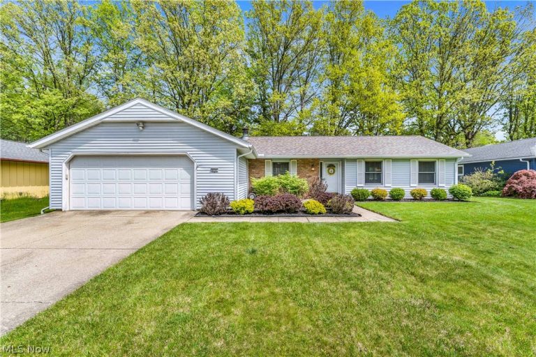6151 Hickory Trail, North Ridgeville, OH, 44039