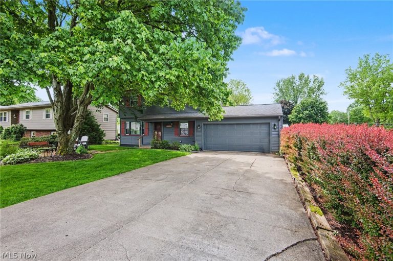 120 Winter Lane, Cortland, OH - Photo 2