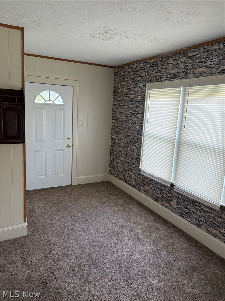 823 Marie Avenue, Akron, OH - Photo 4