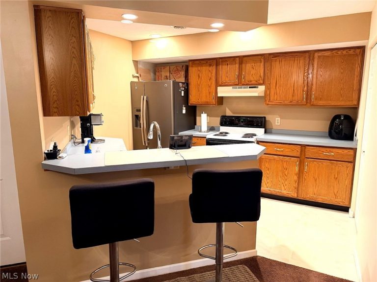 6799 Tippecanoe Road #1, Canfield, OH - Photo 8