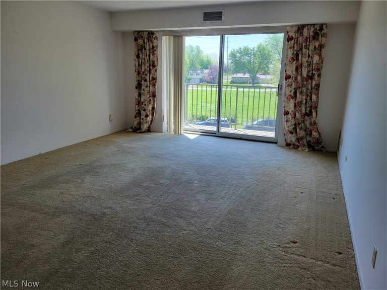 1305 Lake Wilmer Drive #303A, Sandusky, OH - Photo 8