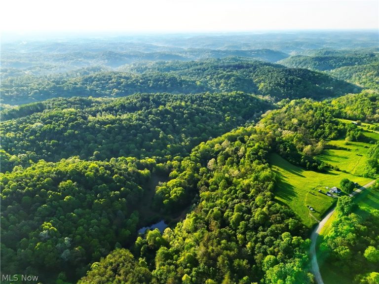 Crum Ridge Rd, Caldwell, OH, 43724