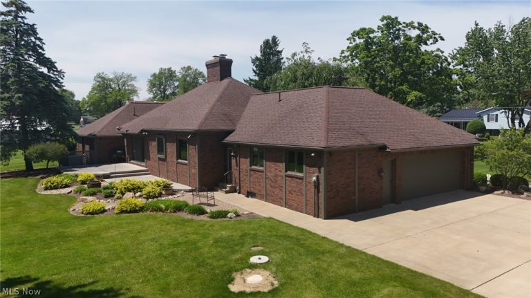 3985 Wiers Road, Willard, OH - Photo 3
