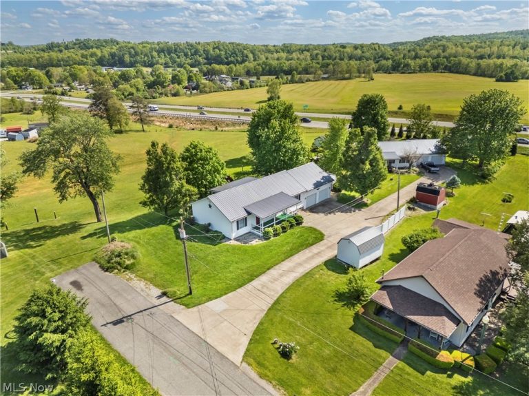 23 Delaware Street, Mineral Wells, WV - Photo 4