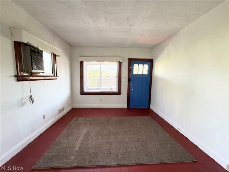 241 Beech Road, Weirton, WV - Photo 2