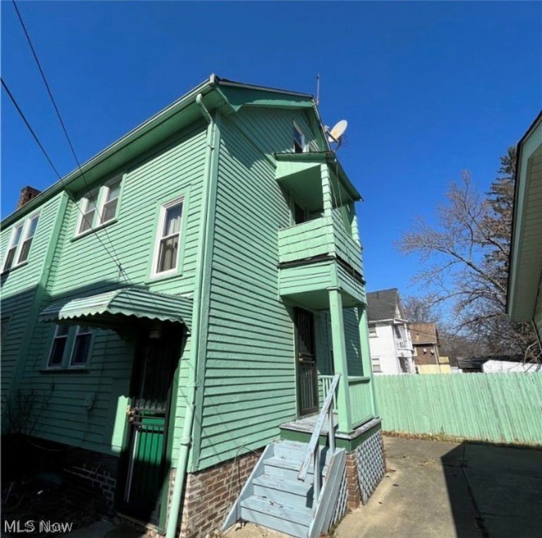 16308 Nela View Road, Cleveland, OH - Photo 2
