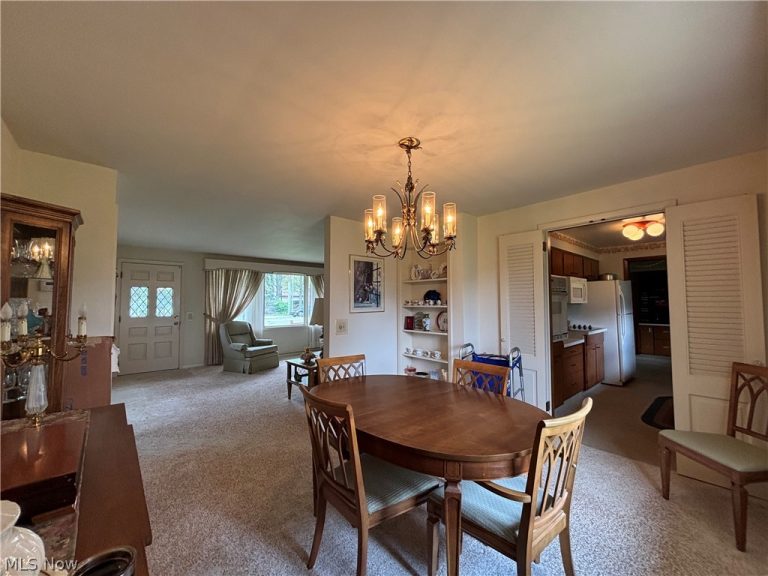 2552 Applegrove Street, North Canton, OH - Photo 4