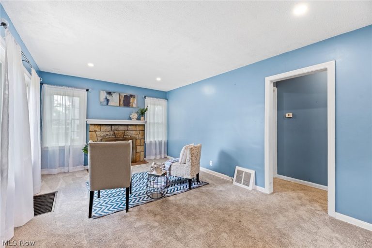 2603 Graham Avenue, Akron, OH - Photo 3