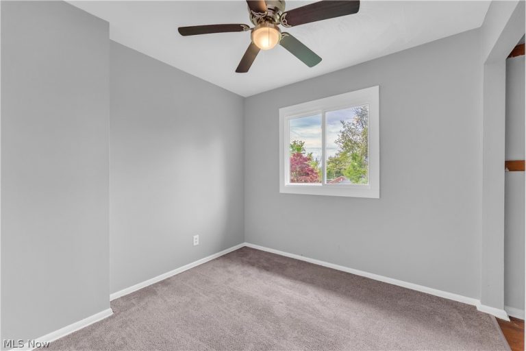 16605 Glenpark Avenue, Cleveland, OH - Photo 6