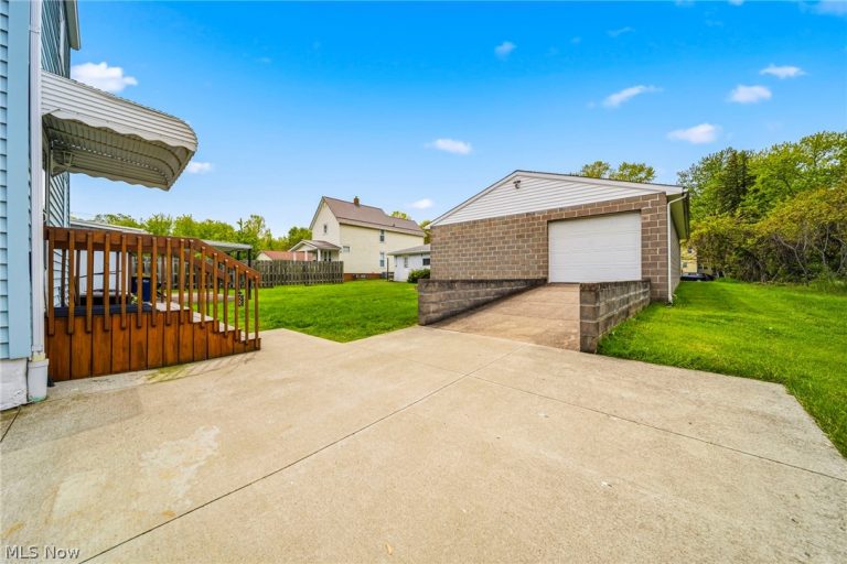 1723 Harbor Avenue, Ashtabula, OH - Photo 5