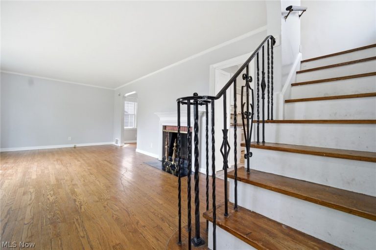 4438 Baintree Road, University Heights, OH - Photo 4