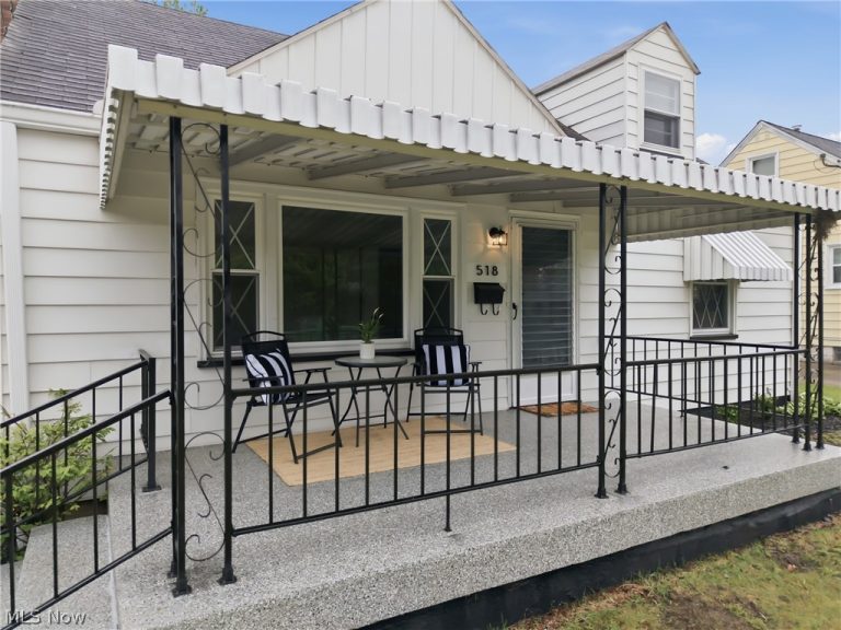 518 Spring Street, Struthers, OH - Photo 3