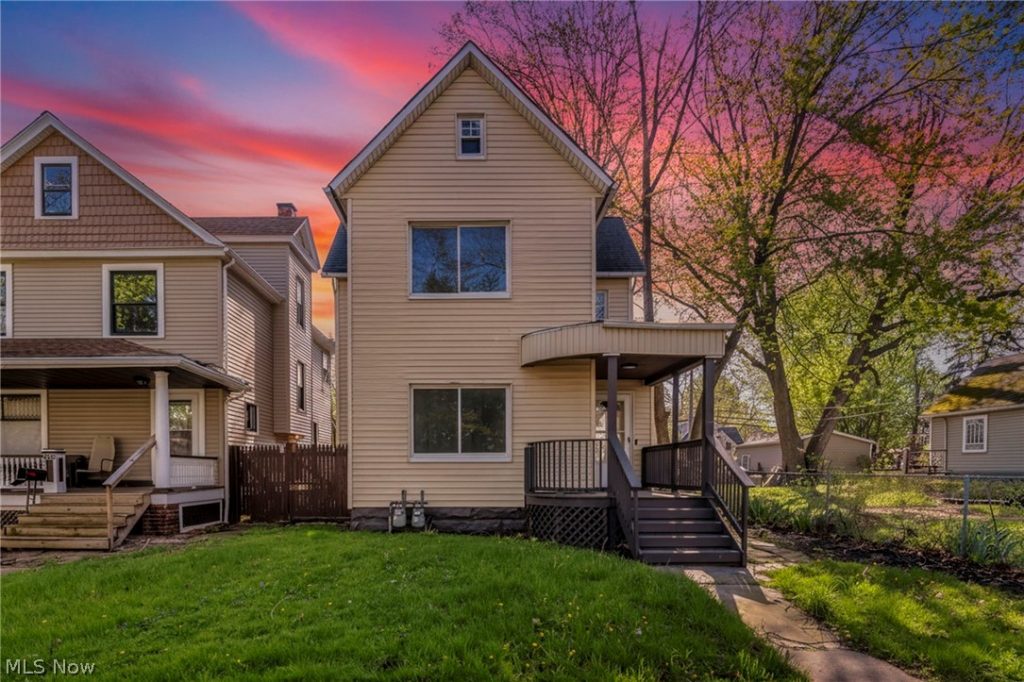 2049 85th Street #UP, Cleveland, OH