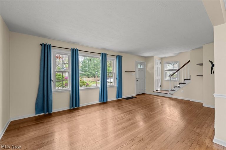 2644 Sylvan Road, Cuyahoga Falls, OH - Photo 3