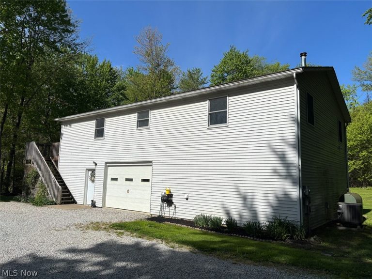 6060 Dalton Fox Lake Road, North Lawrence, OH - Photo 8