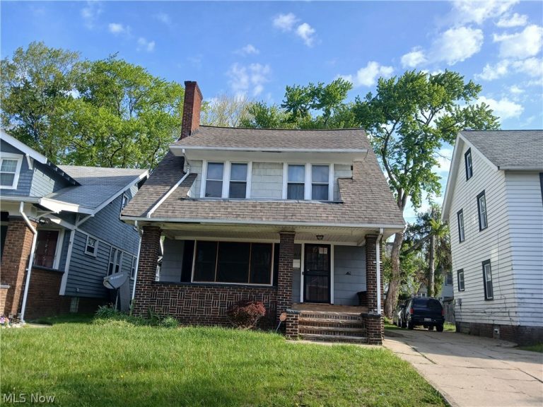 15409 Parkgrove Avenue, Cleveland, OH - Photo 2