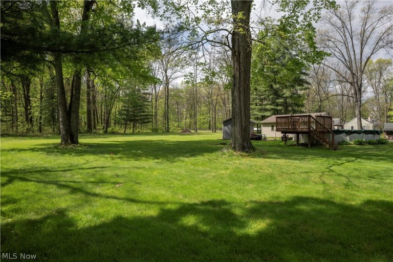 1526 W Park Ave, Niles, OH - Photo 8