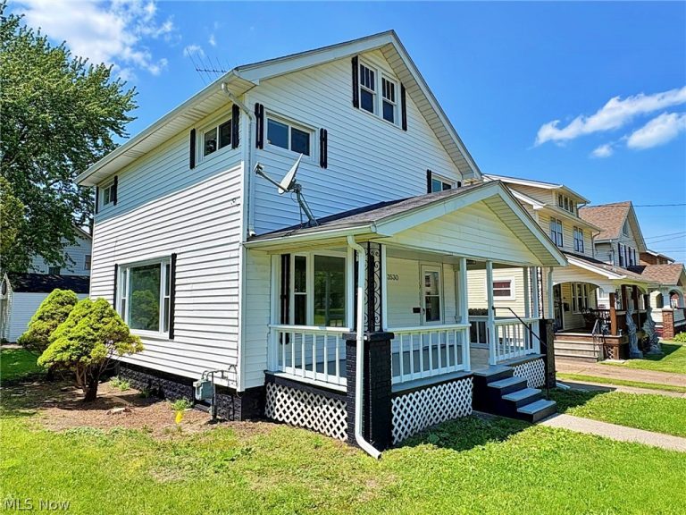 3530 Pearl Avenue, Lorain, OH - Photo 3