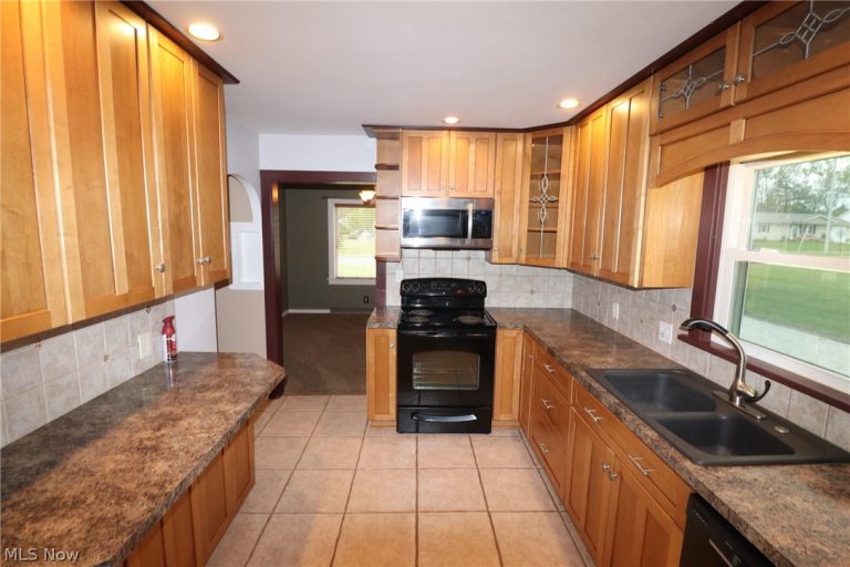 601 Rufener Extension, Rittman, OH - Photo 6