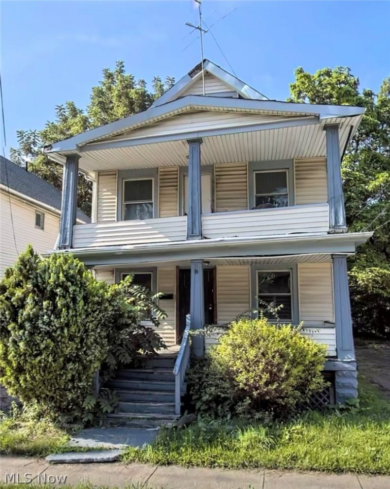 9405 Gibson Avenue, Cleveland, OH - Photo 2