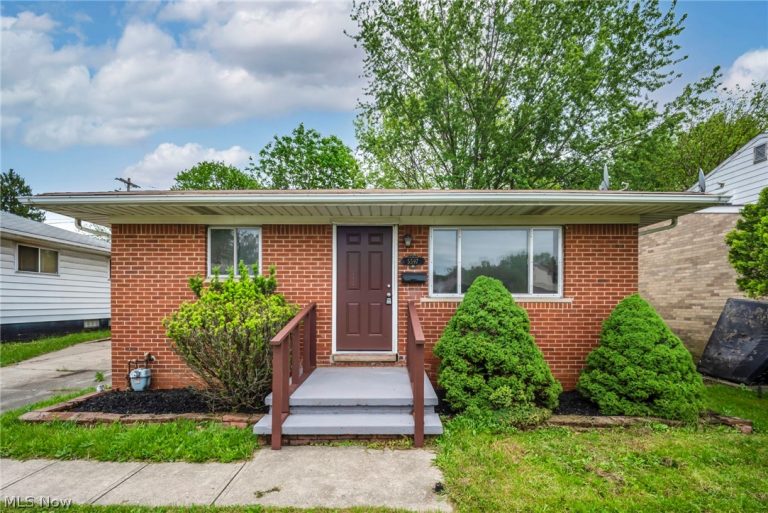 5597 Kenton Avenue, Maple Heights, OH, 44137