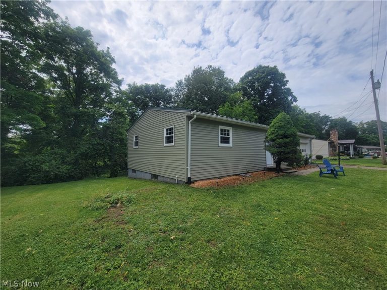 185 Belavista Drive, Marietta, OH - Photo 5
