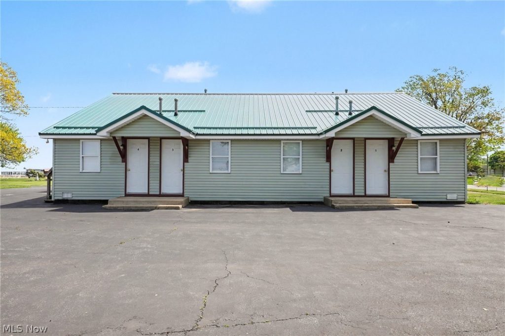 298 Park Avenue, Conneaut, OH