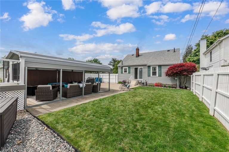 2424 30th Street, South Lorain, OH - Photo 6