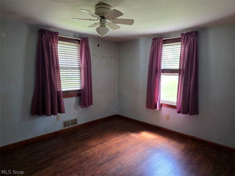1528 40th Street, Canton, OH - Photo 3