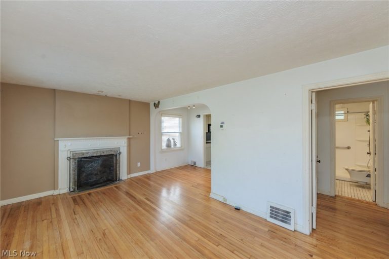 1883 Maywood Road, South Euclid, OH - Photo 3