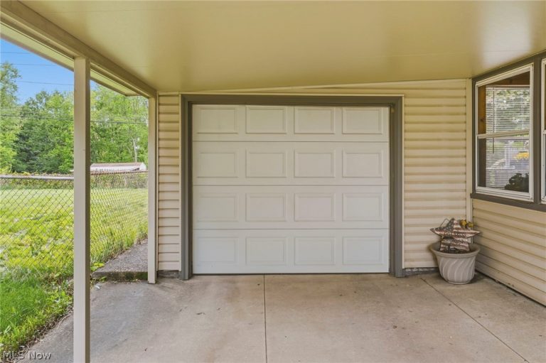 1207 Western Avenue, Canton, OH - Photo 4