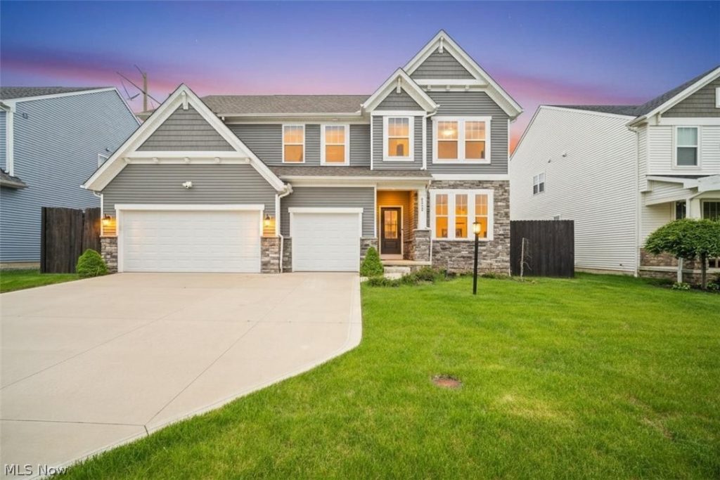 8809 Leatherleaf Drive, Columbia Station, OH