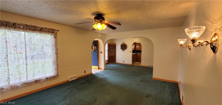 1794 Lilly Lane, Alliance, OH - Photo 8