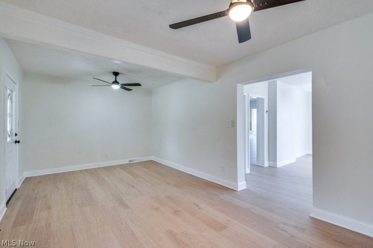 2406 Tampa Avenue, Cleveland, OH - Photo 8