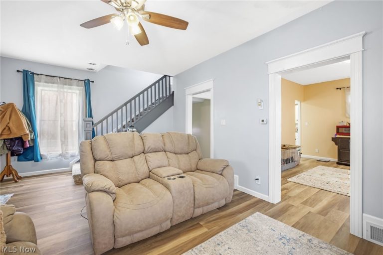 110 Iron Avenue, Dover, OH - Photo 6