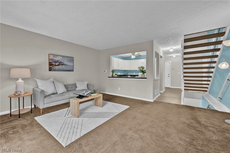 833 Overlook Ridge Drive, Cleveland, OH - Photo 3
