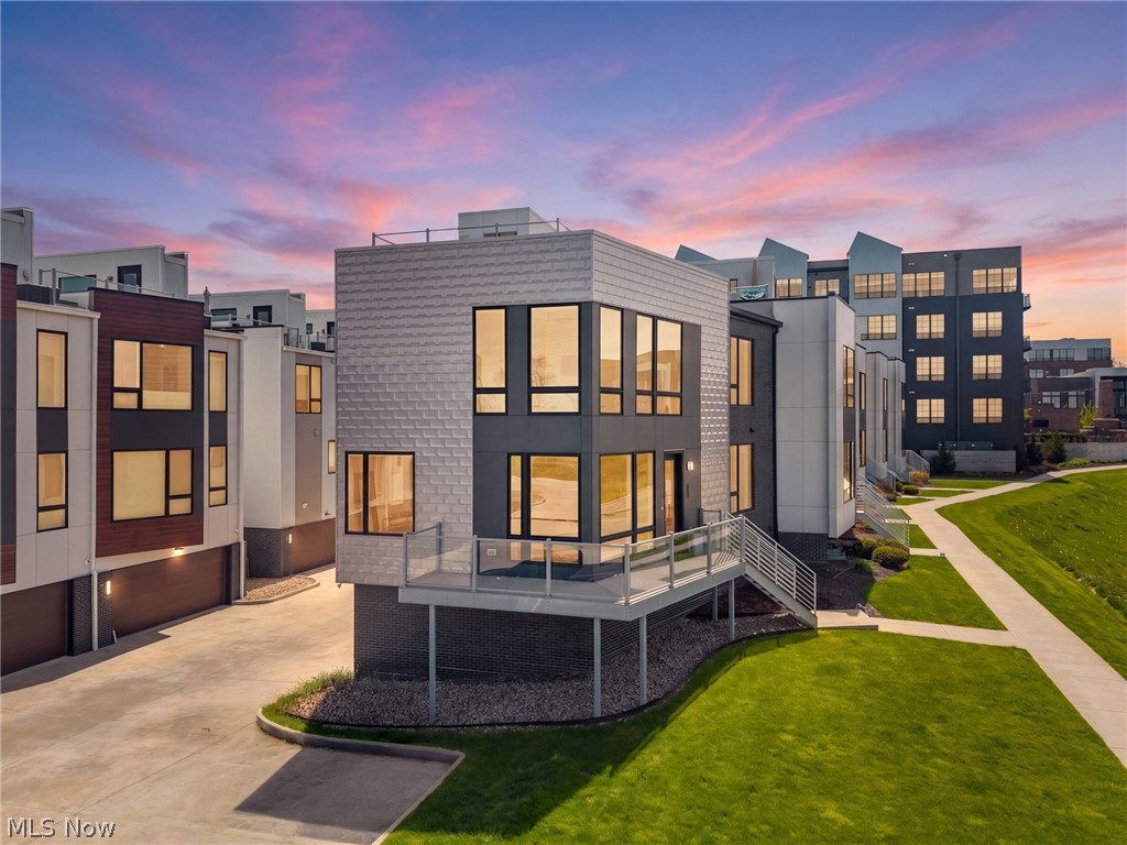 1250 70th Street, Cleveland, OH