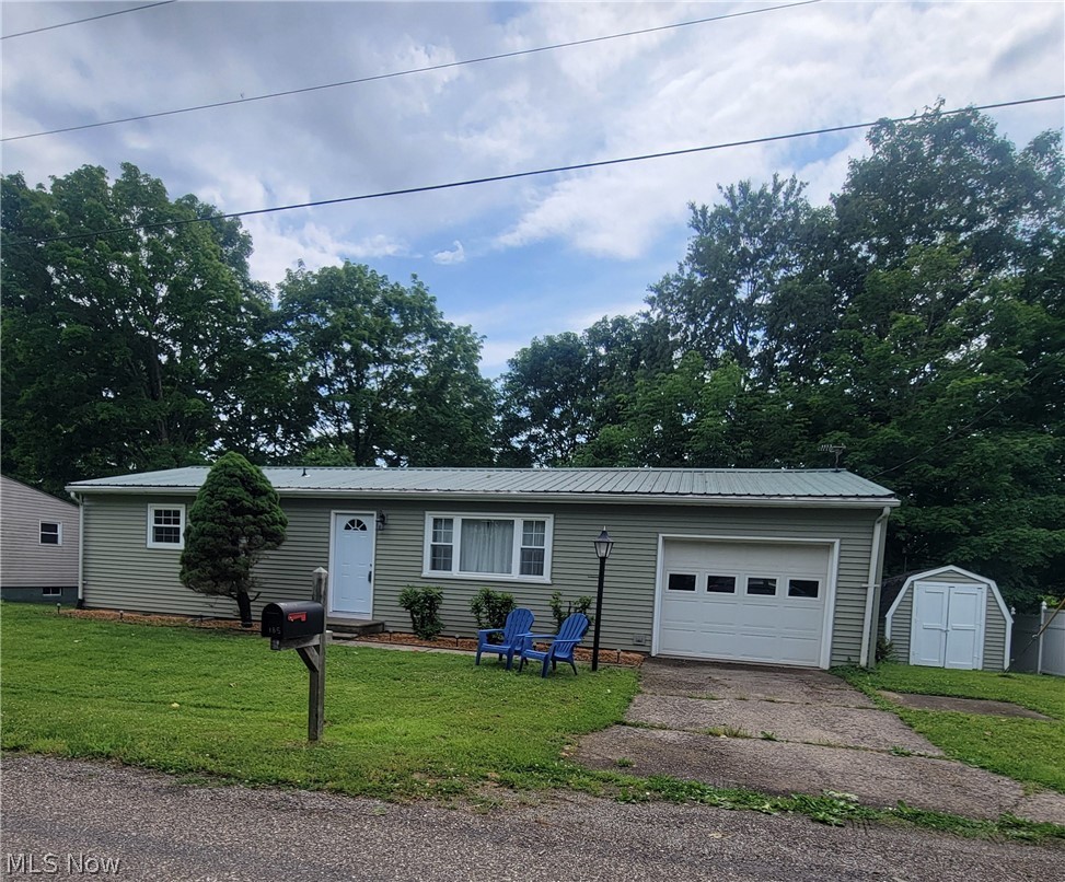 185 Belavista Drive, Marietta, OH