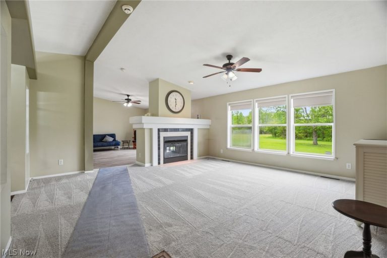 16167 Gar Highway, Montville, OH - Photo 6