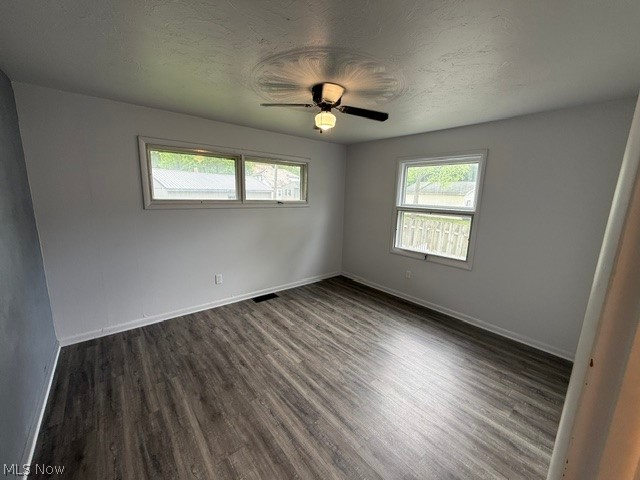 740 Ashwood Lane, New Philadelphia, OH - Photo 8