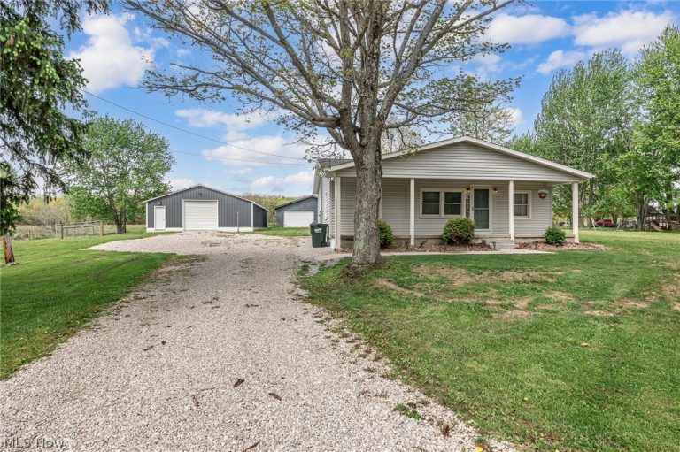 6100 Carsten Road, Medina, OH - Photo 2